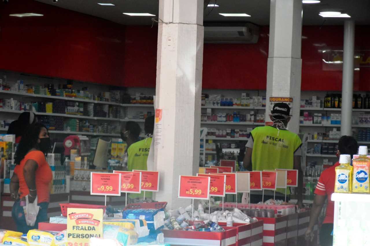 Camacã: Prefeitura contrata equipe para orientar e conter aglomeração no centro da cidade